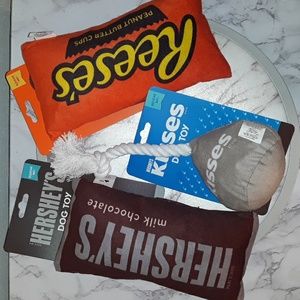 HP🏆 Hershey's Squeaky Dog‎ Toys (3)